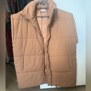 Women’s oversized Tan Puffer Vest